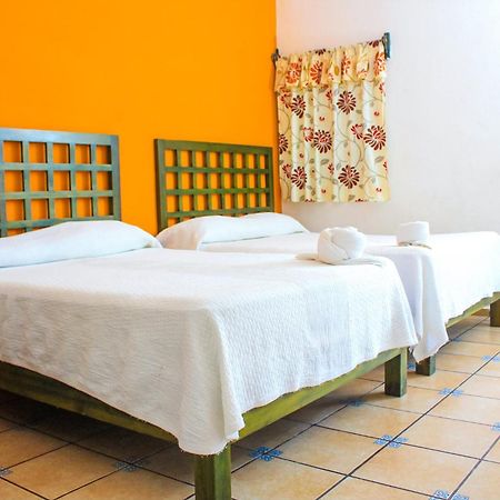 Hotel Rosalia Valladolid  Ngoại thất bức ảnh