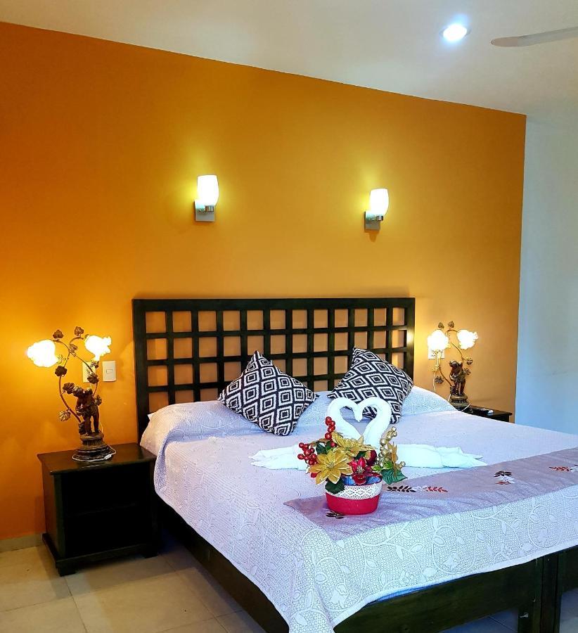 Hotel Rosalia Valladolid  Ngoại thất bức ảnh
