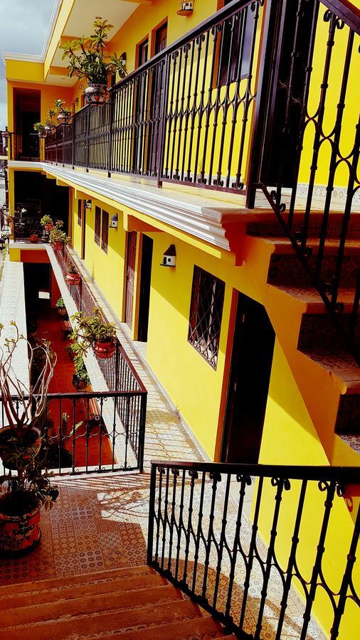 Hotel Rosalia Valladolid  Ngoại thất bức ảnh