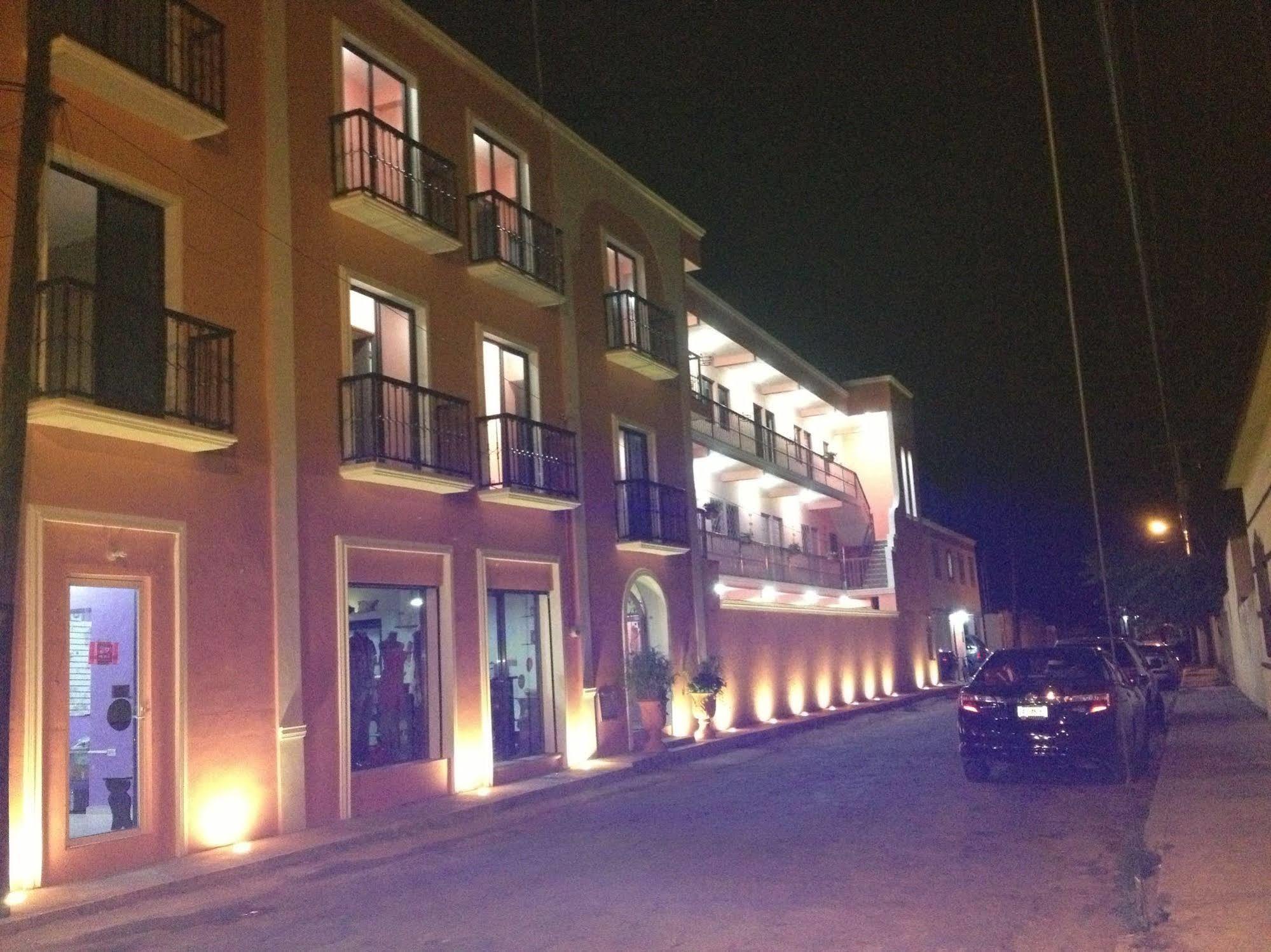 Hotel Rosalia Valladolid  Ngoại thất bức ảnh